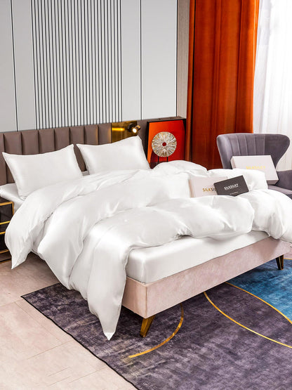 Set di seta 22Momme da 4 pezzi: copripiumino + lenzuolo con angoli + 2 federe